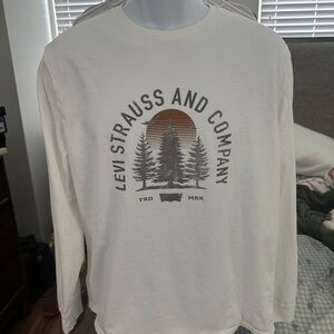 Levi's White Tee with Black Interior Logo Print